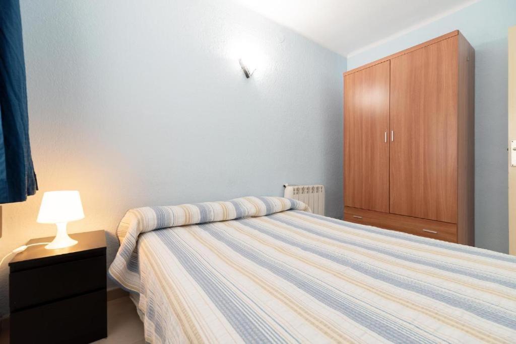 Apartamentos Denis 卡斯特尔德费尔斯 外观 照片