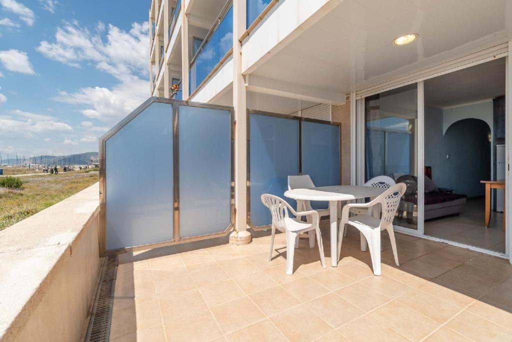 Apartamentos Denis 卡斯特尔德费尔斯 外观 照片